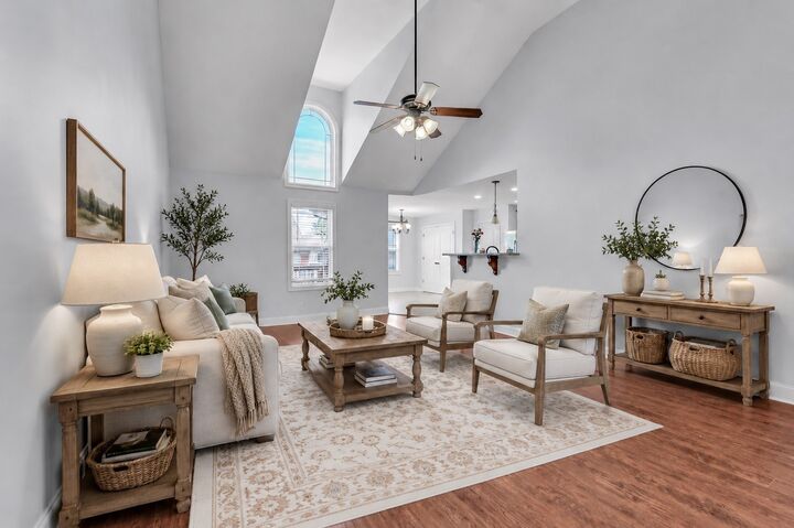 Property Photo: 208 Azalea Dr KY 42262