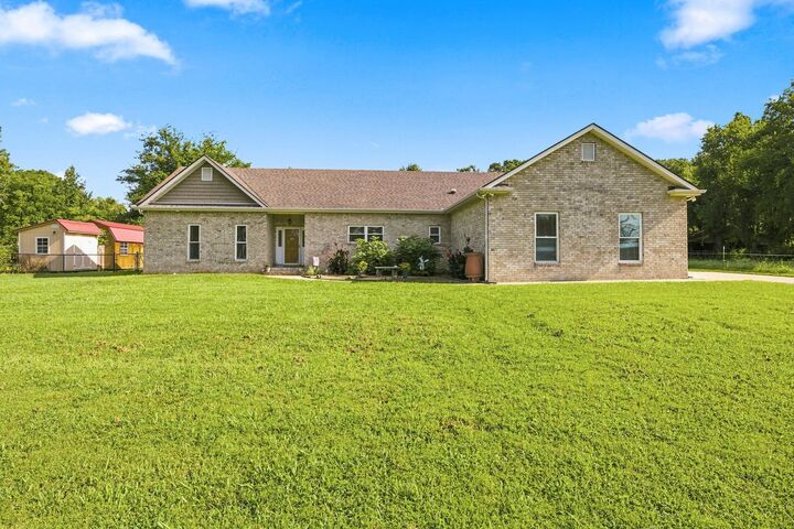 Property Photo:  620 Central Valley Rd  TN 37129 