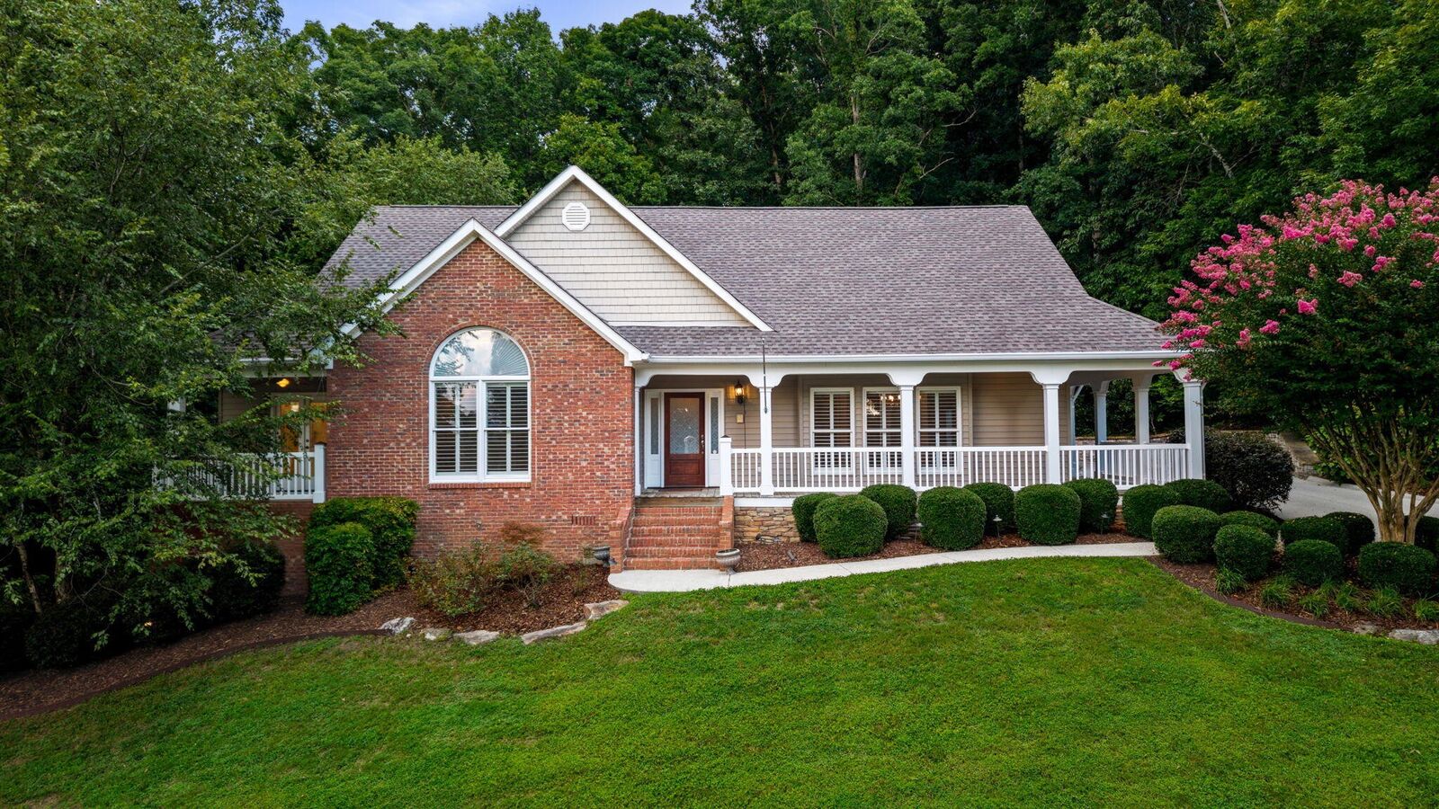 Property Photo: 1966 Ridge Point Drive NW TN 37311