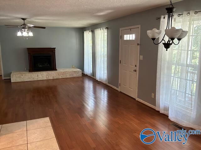 Property Photo: 424 Fieldon Avenue AL 35905
