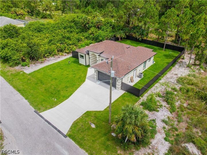 Property Photo: 942 Kanuga Street E FL 33974