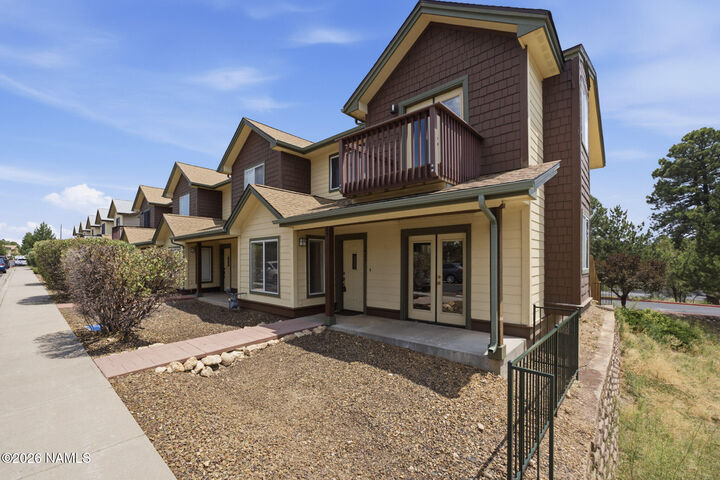 Property Photo:  1487 E Payton Way  AZ 86001 