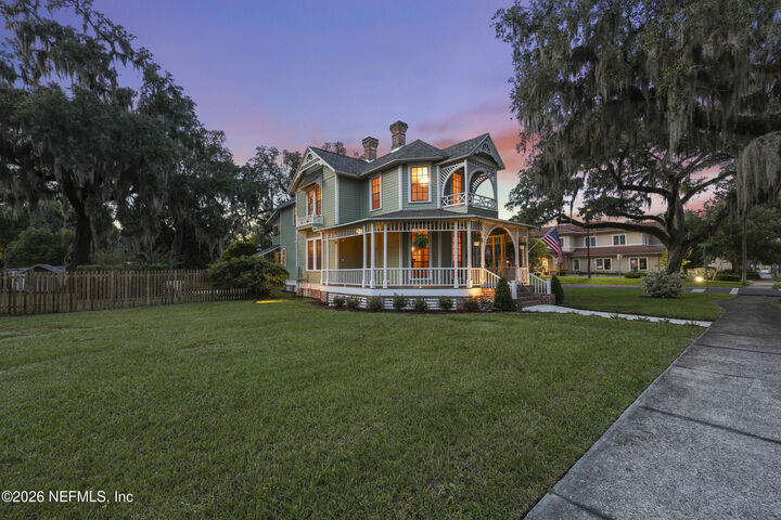 Property Photo:  700 Walnut Street A  FL 32043 
