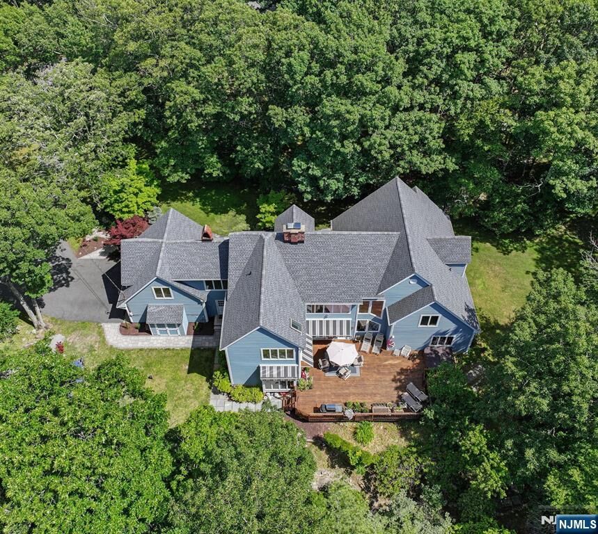 Property Photo: 738 Ridge Road NJ 07405