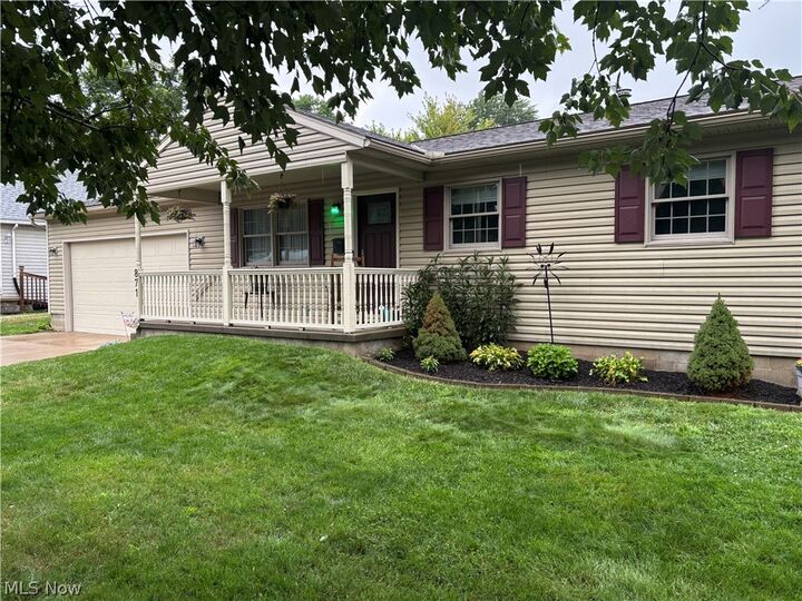 Property Photo:  871 Hancock Avenue  OH 44314 