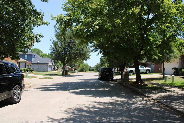 Property Photo: 7537 Fresh Springs Road TX 76120
