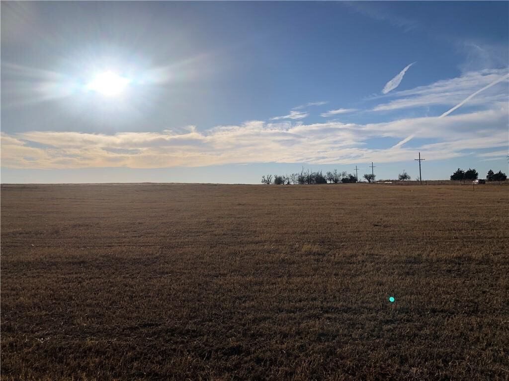 Property Photo: 7925 S Richland Road OK 73064
