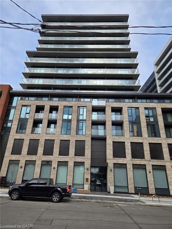 Property Photo:  1 Jarvis Street 824 Room 2  ON L8R 0A8 