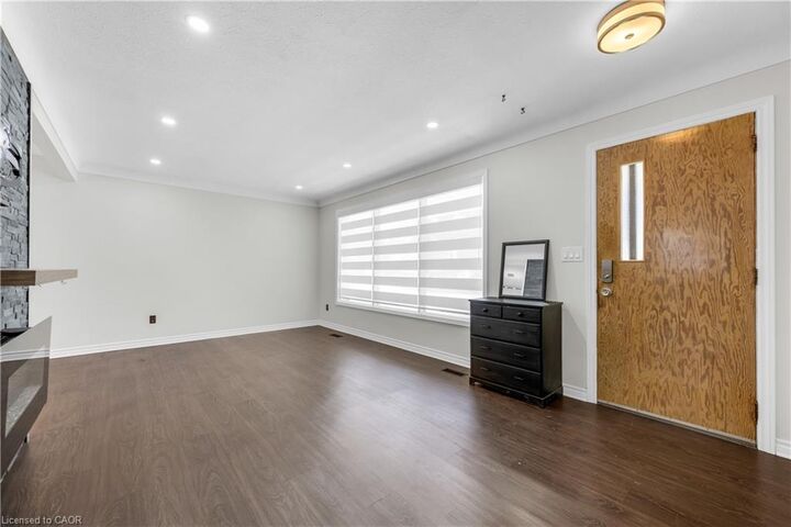 Property Photo: 5 Armour Drive ON L3C 2N7