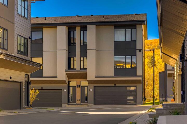 1453 Naa Drive SW 84 — photo 1