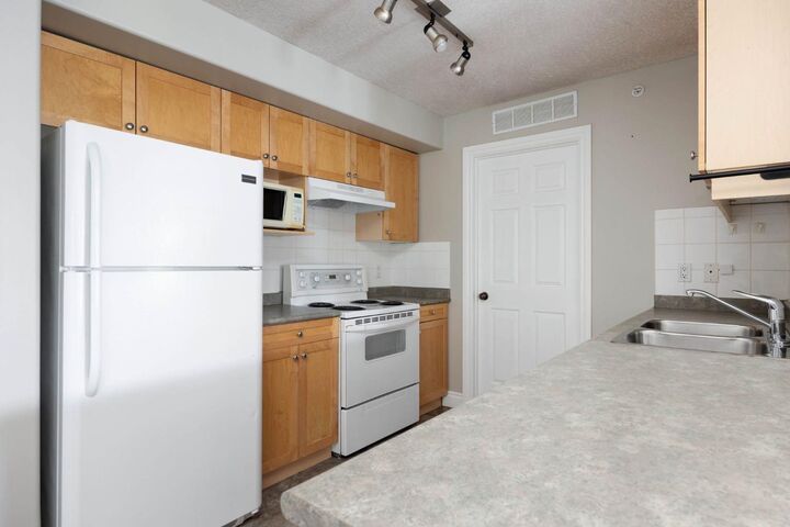 Property Photo: 38 Riedel Street 2402 AB T9H 3H1