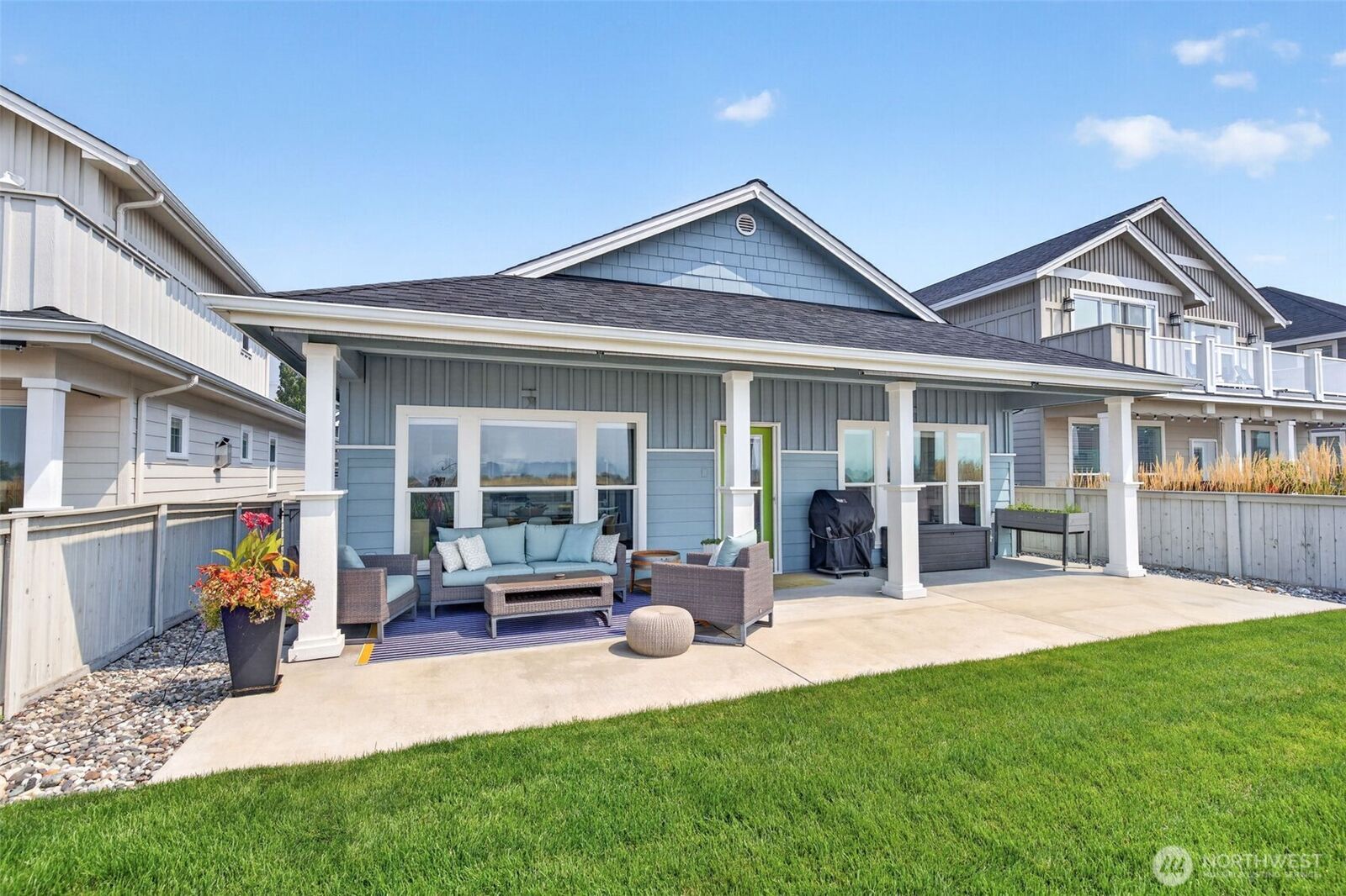 Property Photo:  2452 NW Columbia Avenue 13  WA 98802 