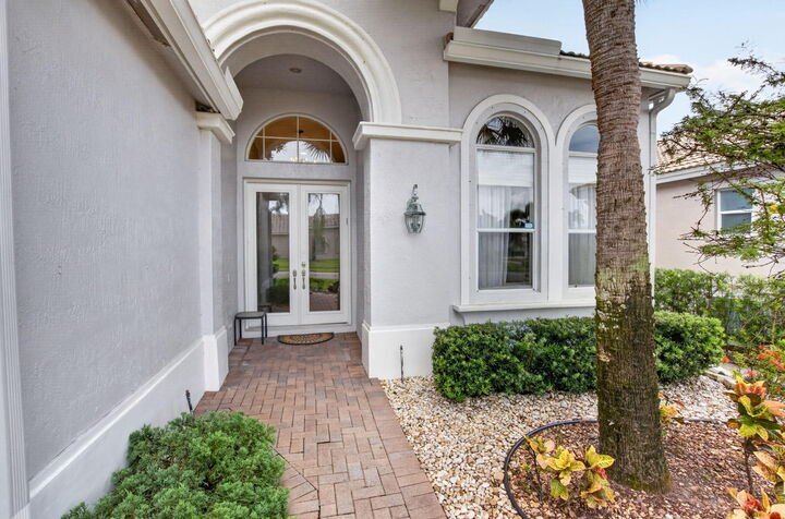 Property Photo: 6521 Southport Drive FL 33472