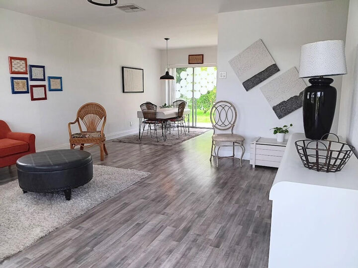 Property Photo: 7105 NW 74th Place FL 33321
