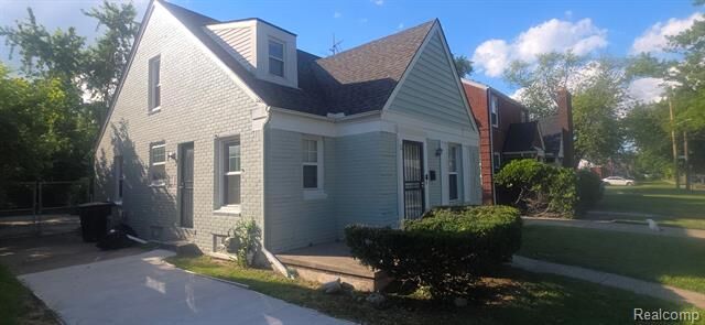Property Photo:  12311 Laing Street  MI 48224 