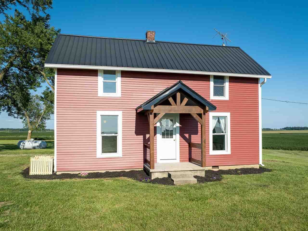 Property Photo:  7856 N County Road 450 West  IN 47352 