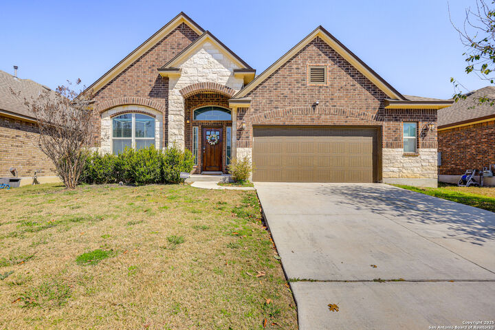 Property Photo: 13929 Bellows Path TX 78253