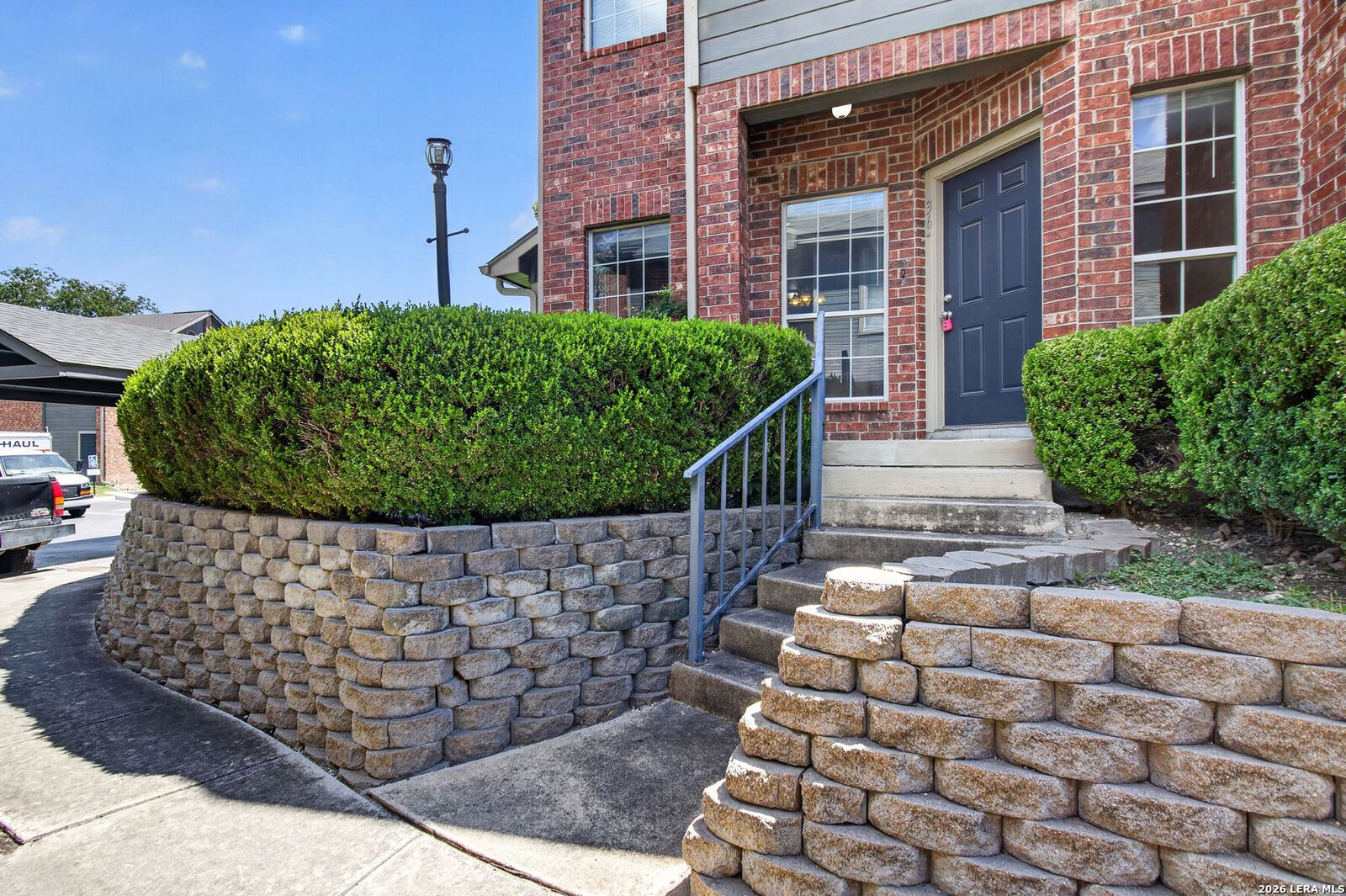 Property Photo: 36 Chapel Hill Cir 36 TX 78240