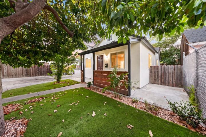 Property Photo:  585 East Saint James Street  CA 95112 
