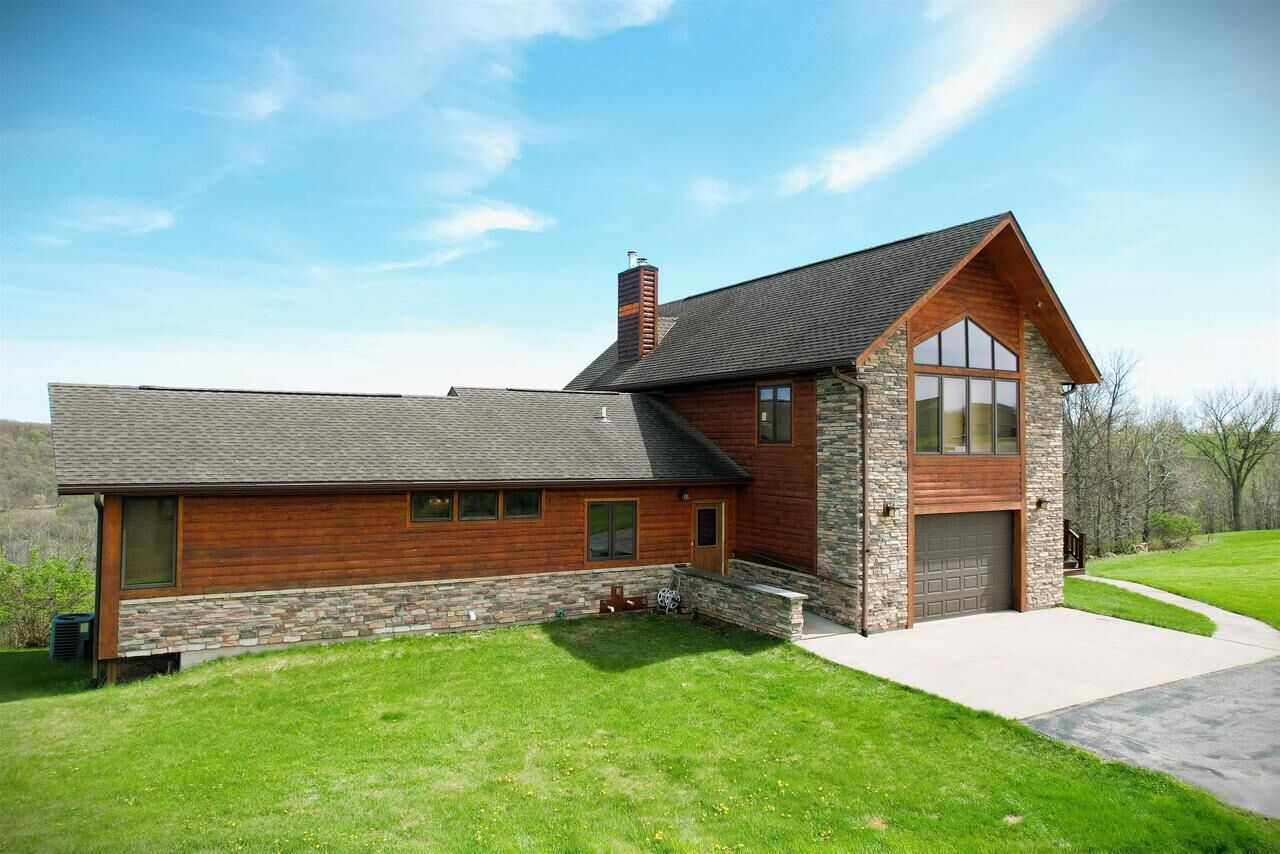 Property Photo: 29001 Skyview Lane WI 53826