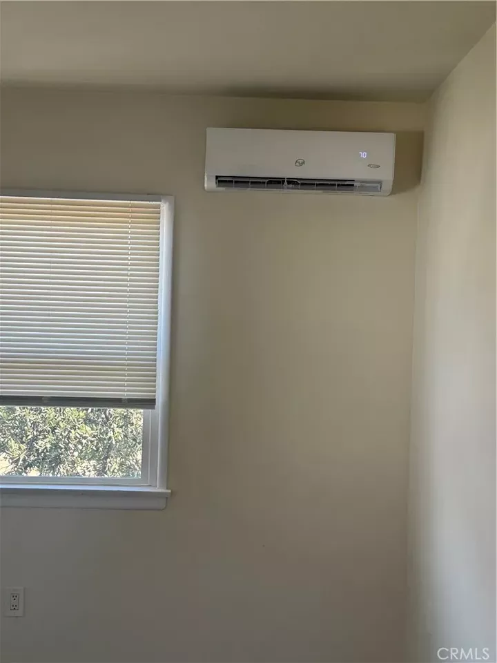 Property Photo: 608 E Lexington Drive 608 CA 91206