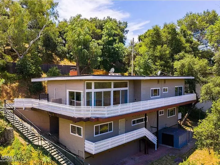 Property Photo: 2040 Hilldale Drive CA 91011