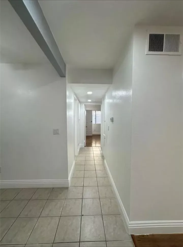 Property Photo: 1101 W Macarthur 301 CA 92707