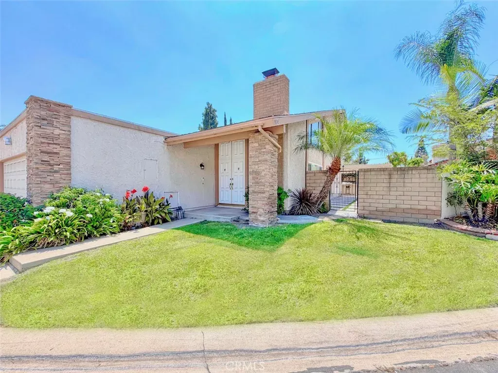 Property Photo: 2134 N Pami Circle CA 92867