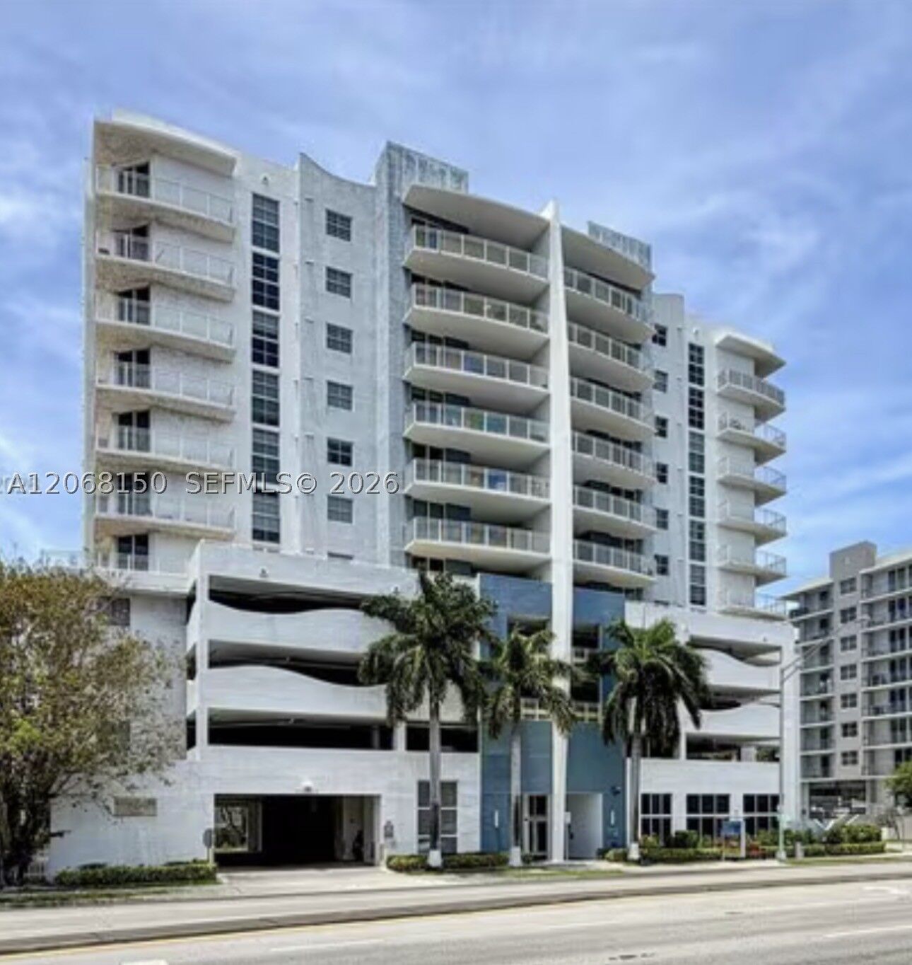 Property Photo: 2600 SW 27th Ave 1004 FL 33133