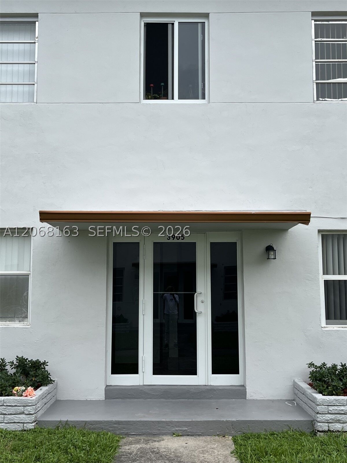 Property Photo: 3911 W Flagler St 2C FL 33134
