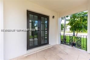 Property Photo: 3220 S Le Jeune Rd 3222 FL 33134