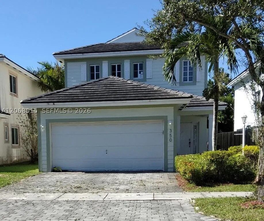 Property Photo:  350 NE 31st Ter  FL 33033 