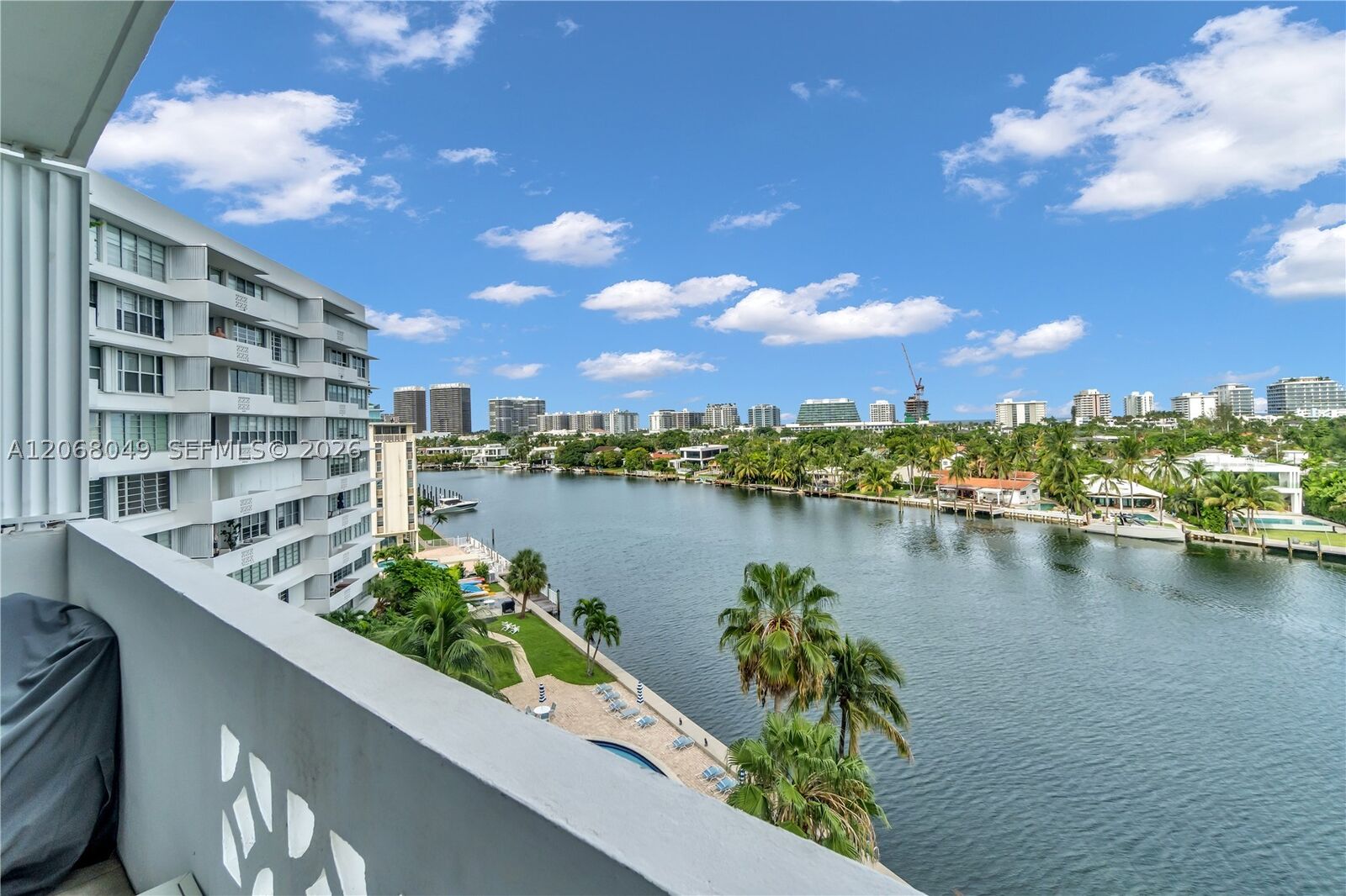 Property Photo: 9101 E Bay Harbor Dr 706 FL 33154