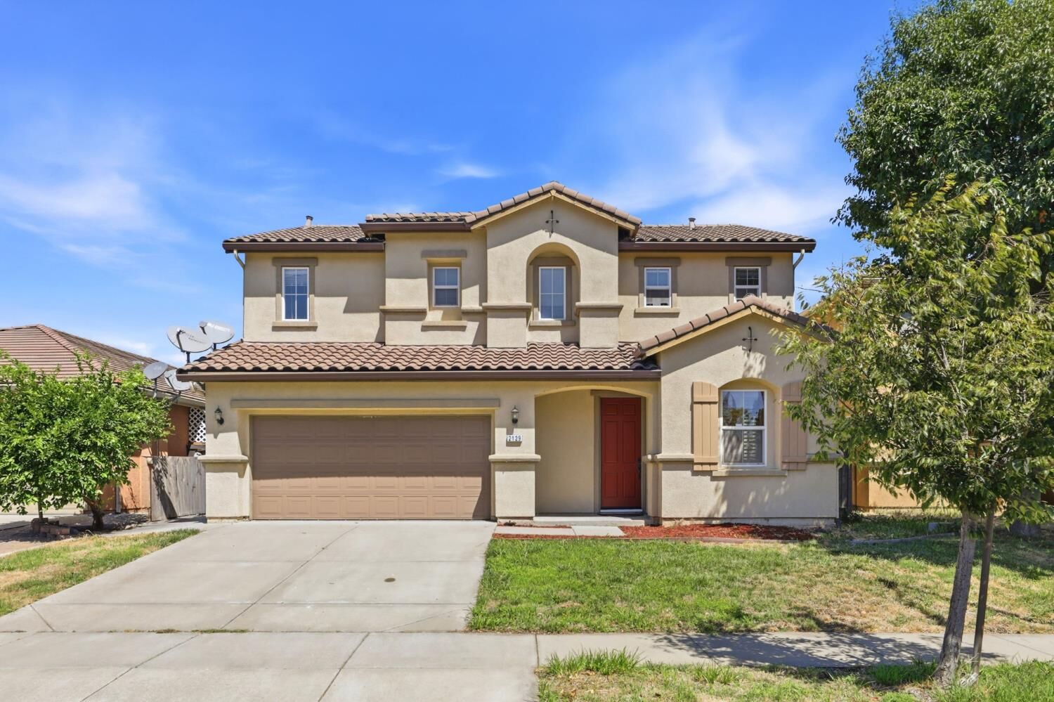 Property Photo: 2129 Bartram Run Way CA 95212