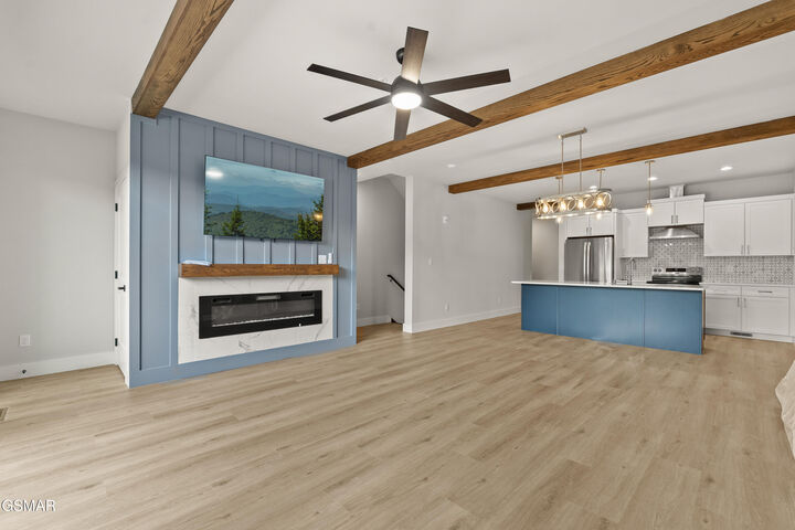 Property Photo: 215 Circle Drive TN 37738