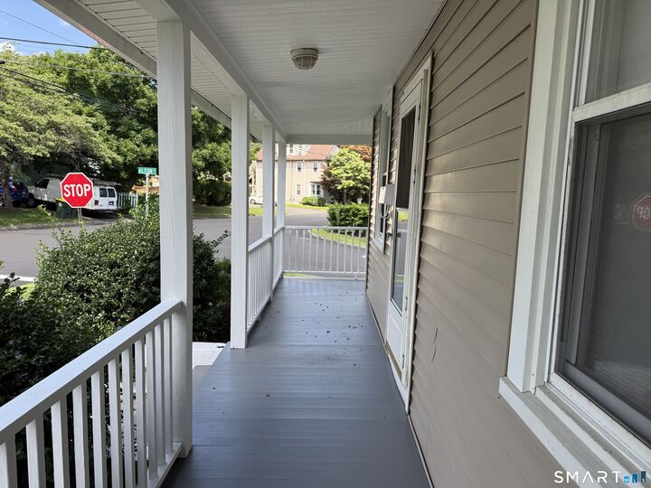 Property Photo:  287 Old Stratfield Road  CT 06825 