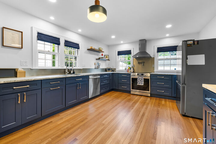 Property Photo:  57 Fennbrook Road  CT 06119 