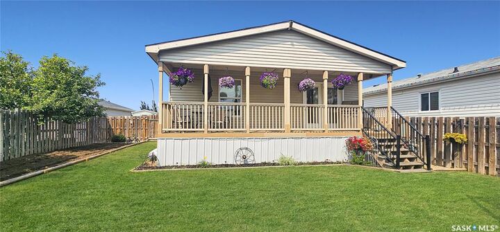 Property Photo: 76 Prairie Sun Court SK S9H 3X6