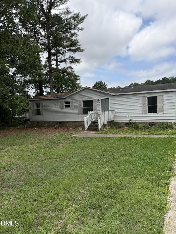 Property Photo: 6904 Agea Lane NC 27591