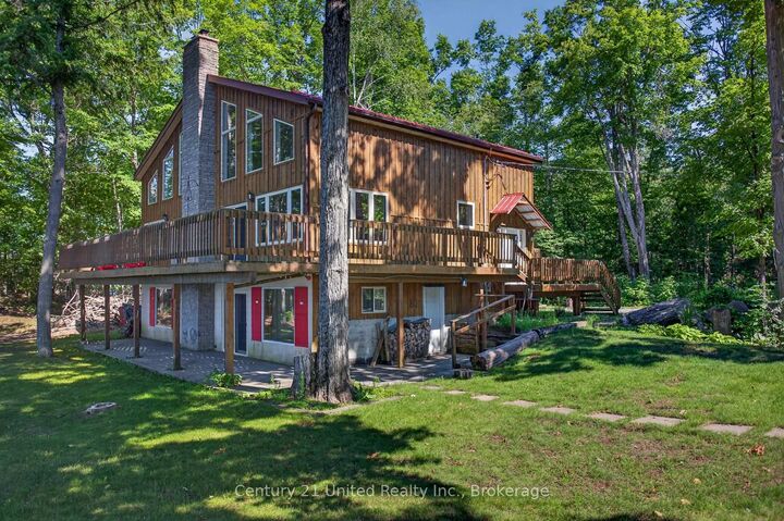 Property Photo: 2450 Victoria Springs Lane E ON K0L 2H0