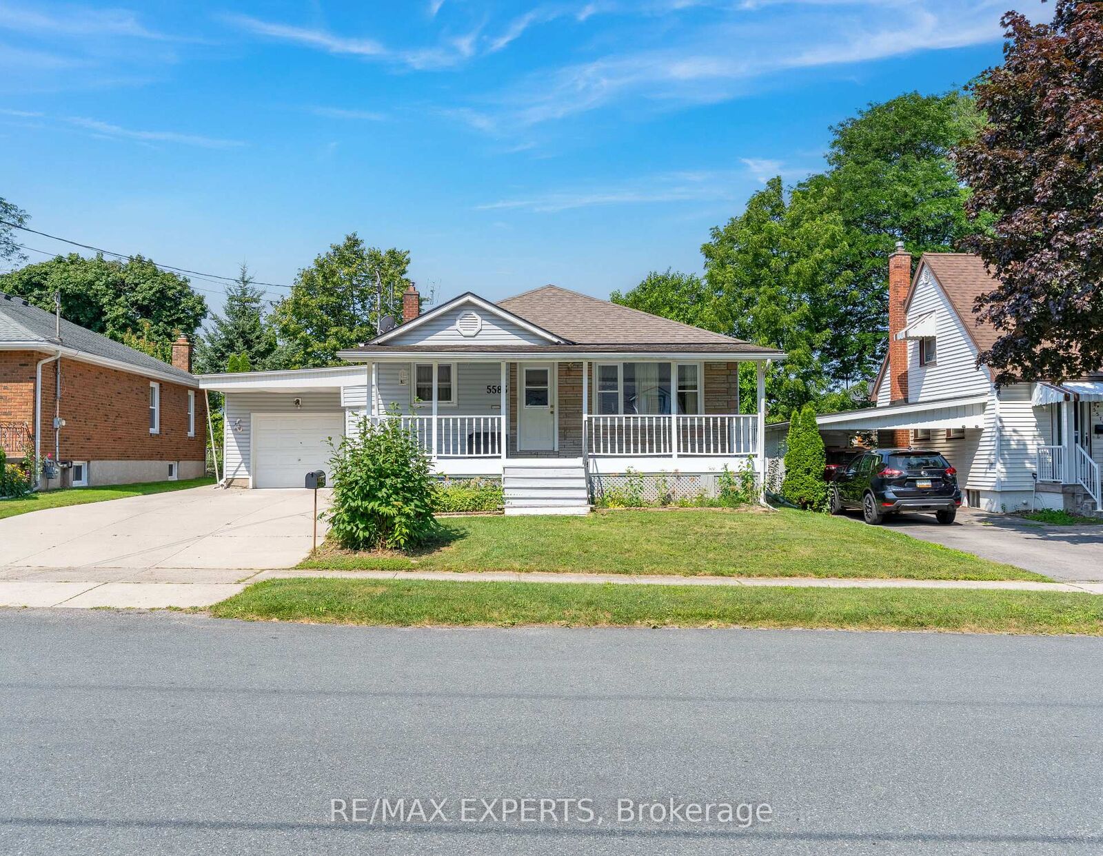 Property Photo:  5583 Hillsdale Avenue  ON L2G 4T8 