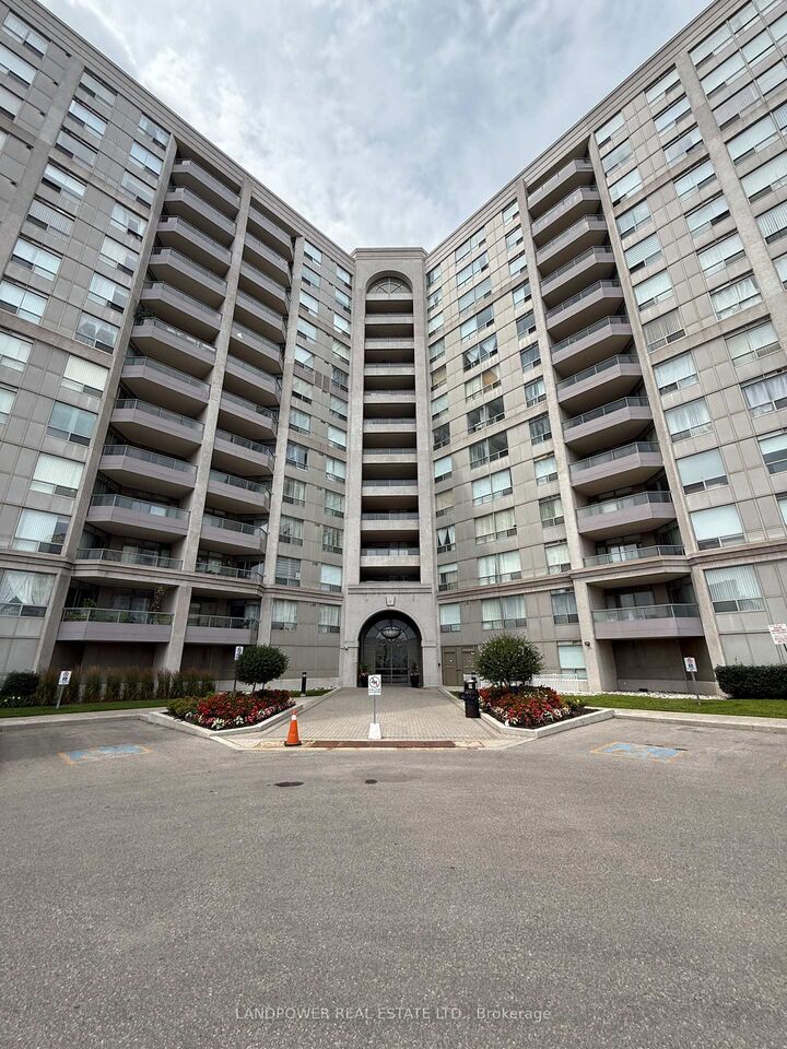 9015 Leslie Street 1202 — photo 1
