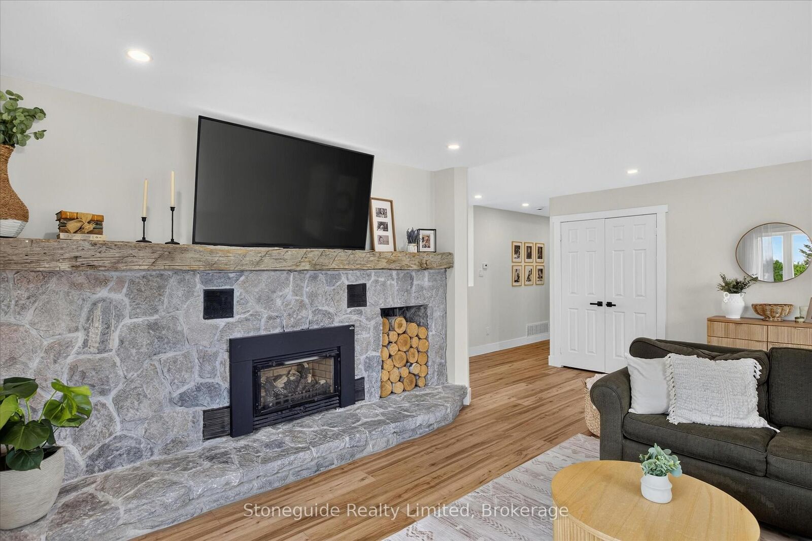 Property Photo:  47 Grandview Drive  ON K0L 2W0 