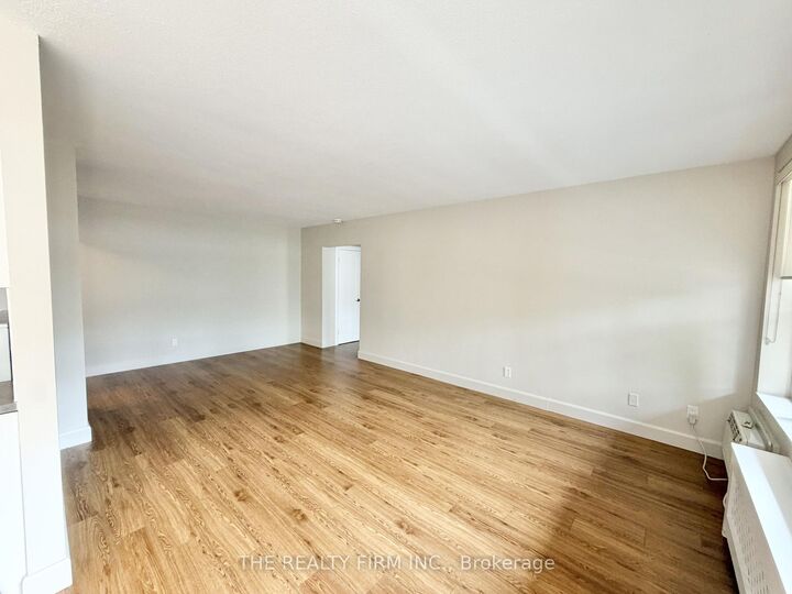 Property Photo: 10 Beechwood Place 209 ON N6C 1H7