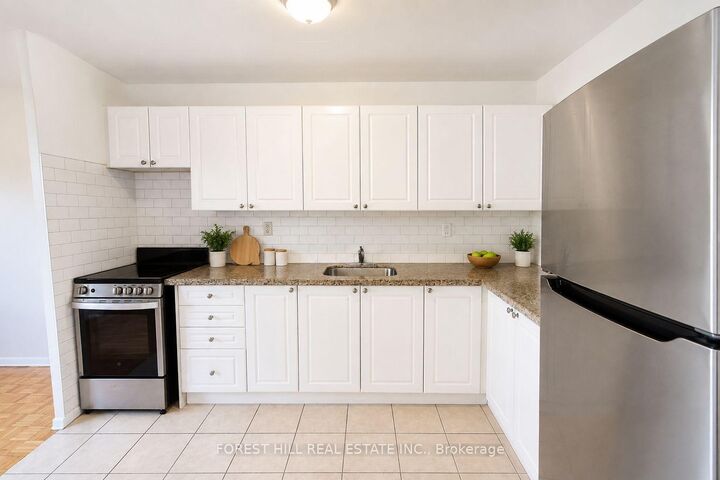 Property Photo:  165 Barrington Avenue 101  ON M4C 5N1 