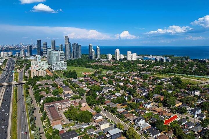 Property Photo: 65 Manitoba Street ON M8Y 1E1