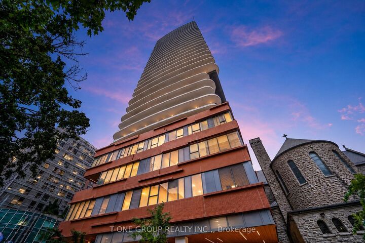 Property Photo:  280 Dundas Street W 1803  ON M5T 0E3 