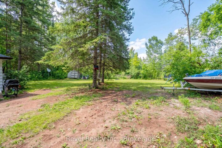 Property Photo: 4 Gypsy Point Road ON K0M 1A0