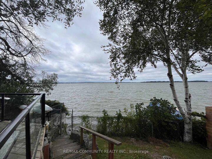 Property Photo: 232 Williams Point Road ON L0B 1E0