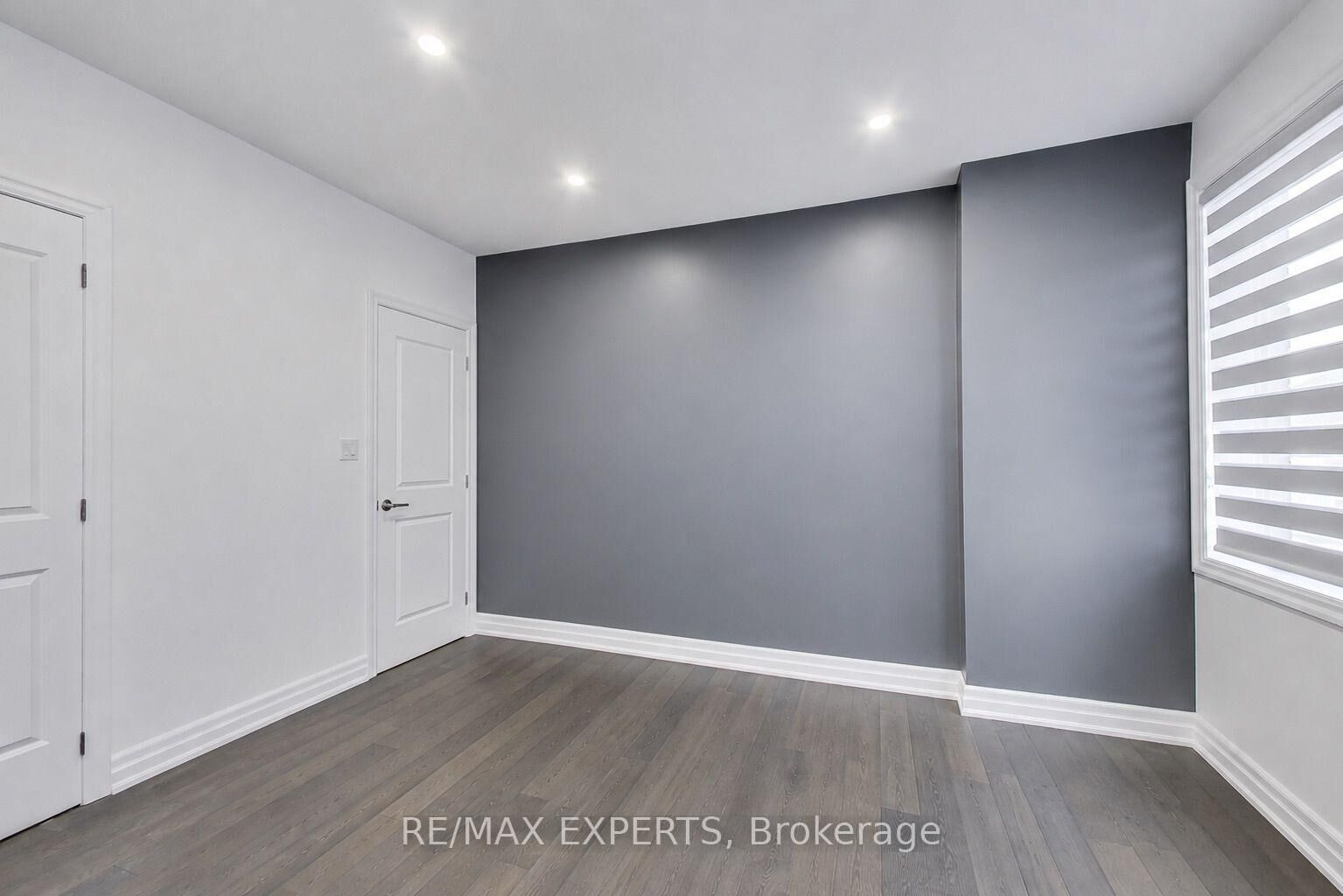 Property Photo: 2285 Major Mackenzie Drive W ON L6A 5A8